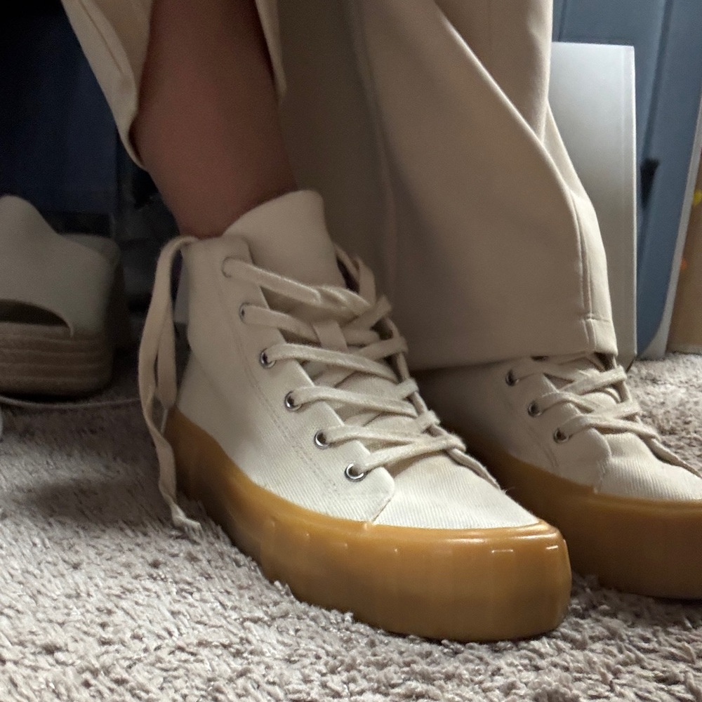 Zara Beige High-Top Sneakers with Gum Sole